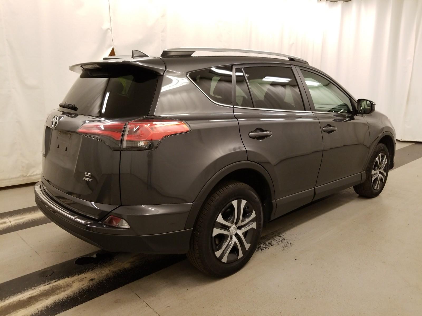2017 Toyota RAV4 AWD LE