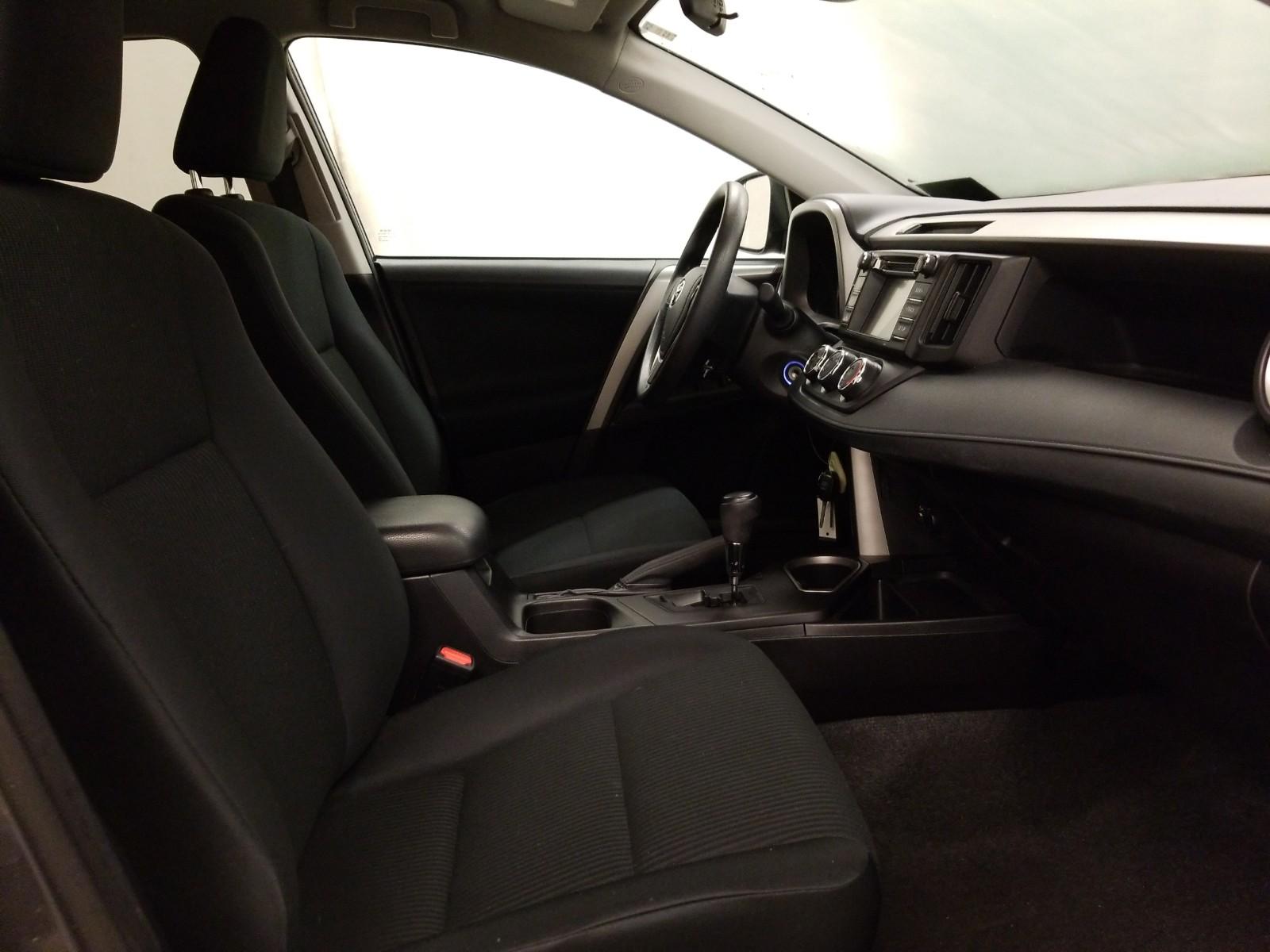 2017 Toyota RAV4 AWD LE