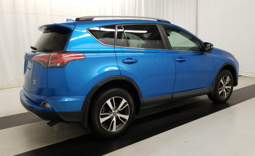 2017 Toyota RAV4 AWD XLE