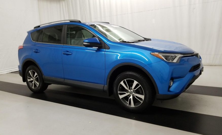 2017 Toyota RAV4 AWD XLE