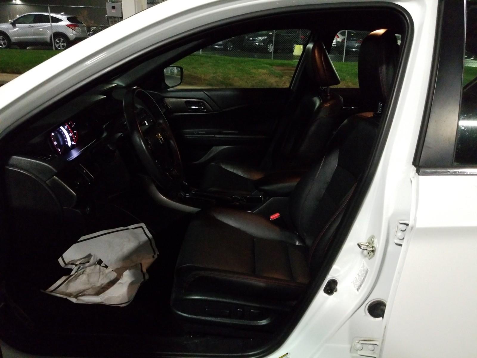 2017 Honda ACCORD 4C SPORT SE