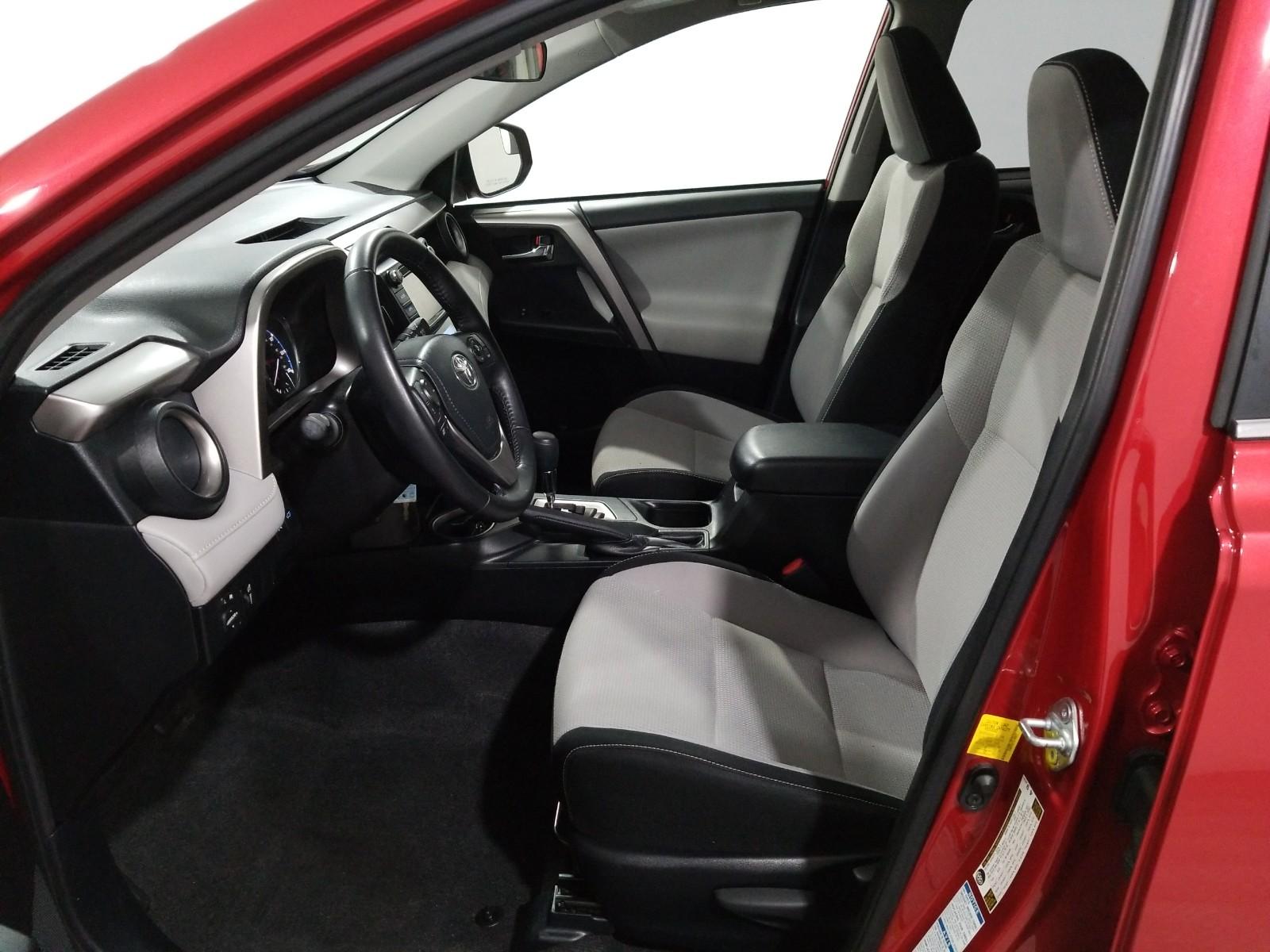 2016 Toyota RAV4 AWD XLE