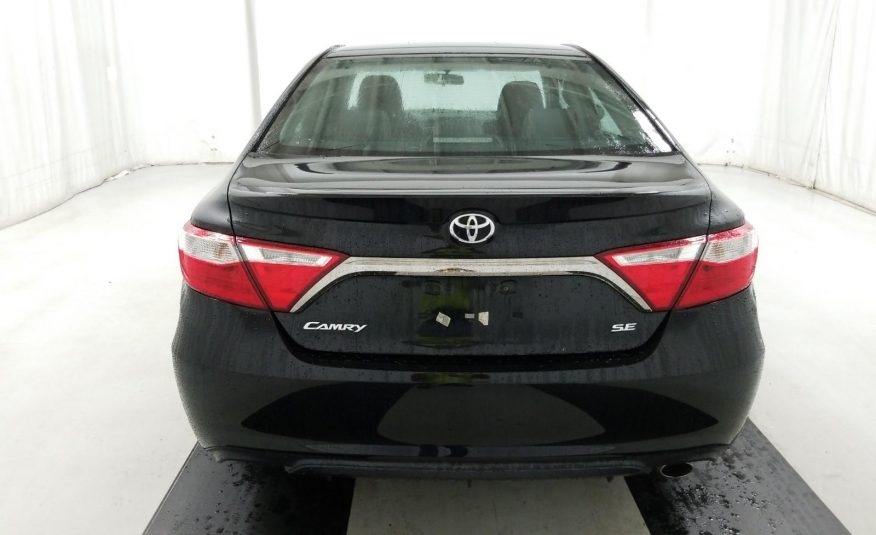 2016 Toyota CAMRY 4C SE