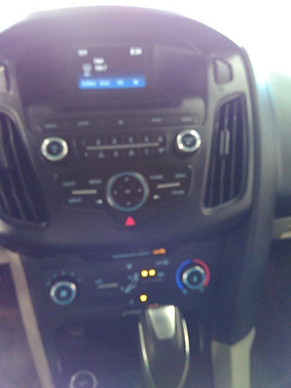 2015 Ford FOCUS 4C SE