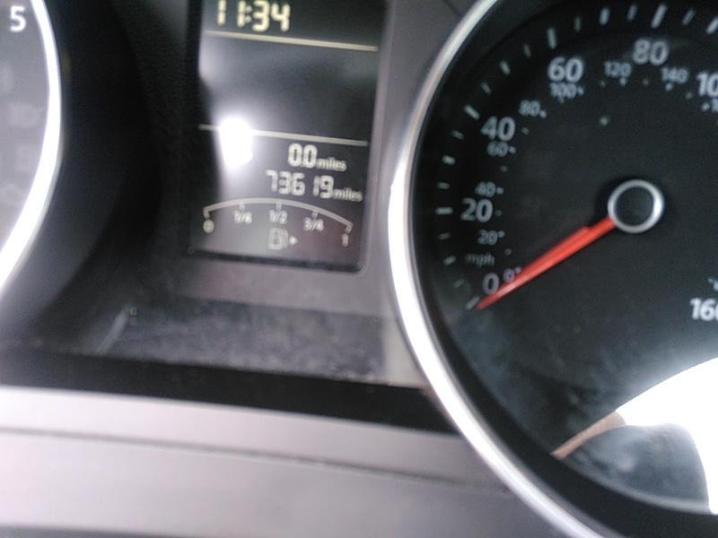 2015 Volkswagen JETTA SE W/CONNE