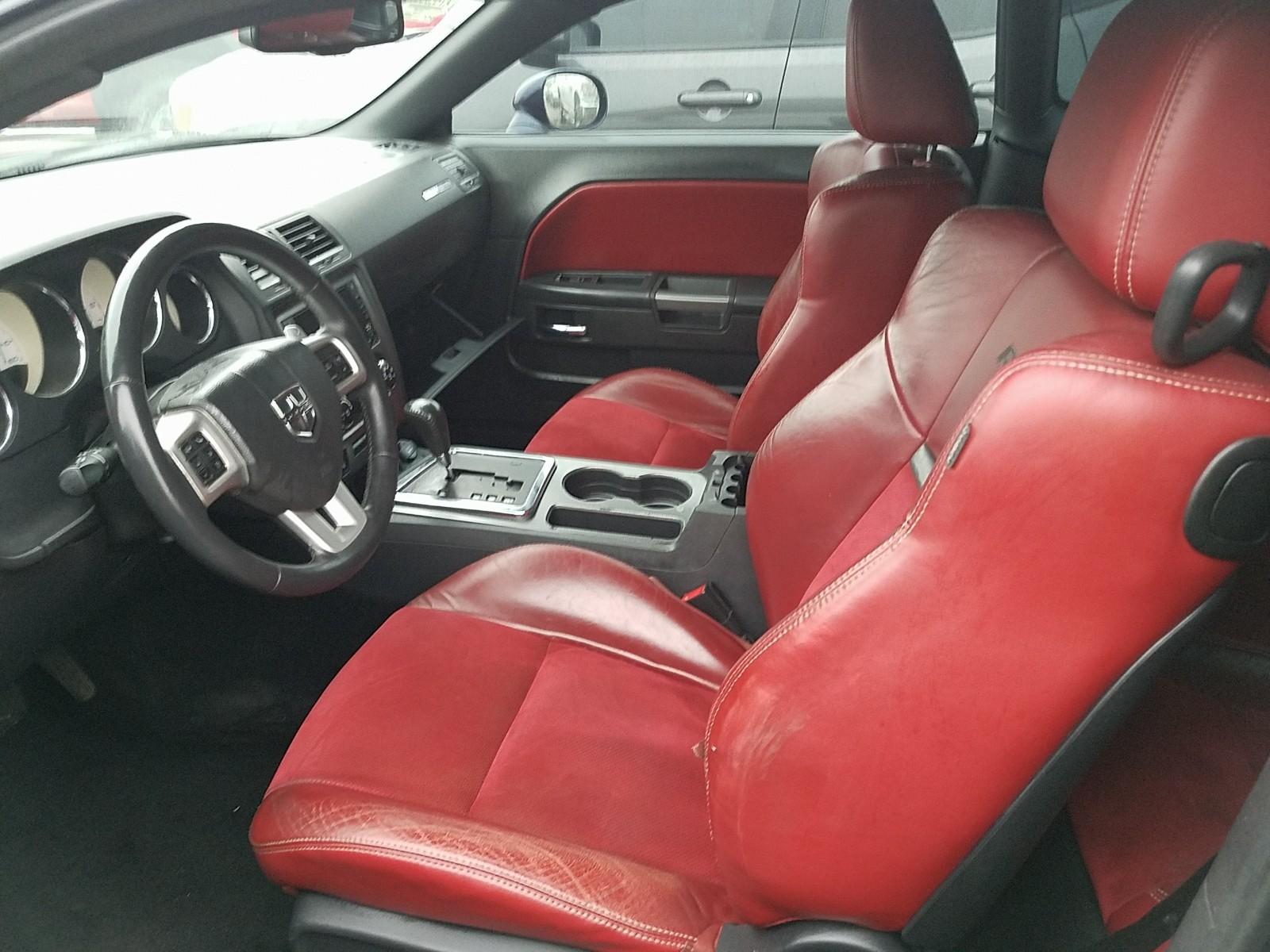 2014 Dodge CHALLENGER V8 R/T CLASS