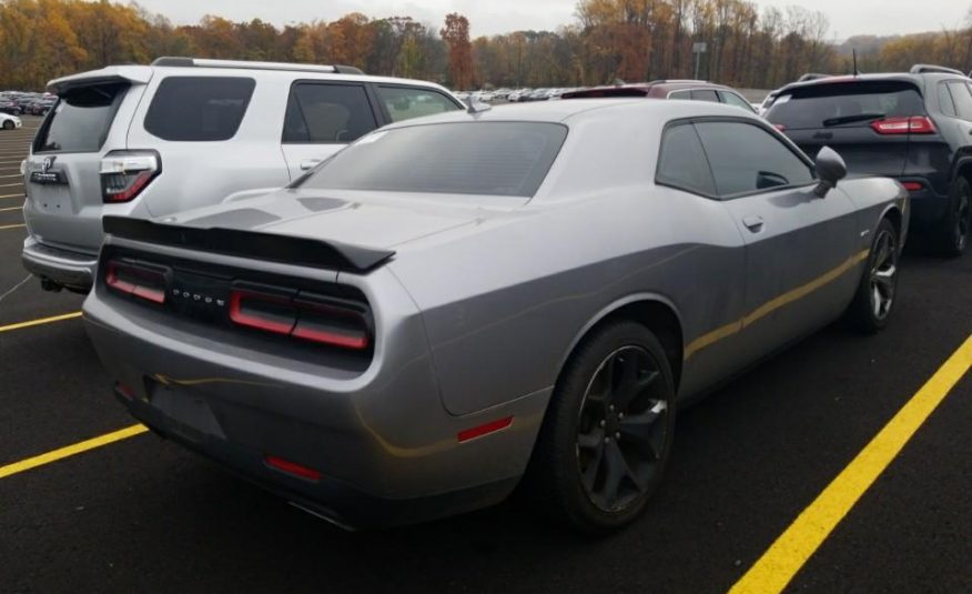 2016 Dodge CHALLENGER V8 R/T PLUS