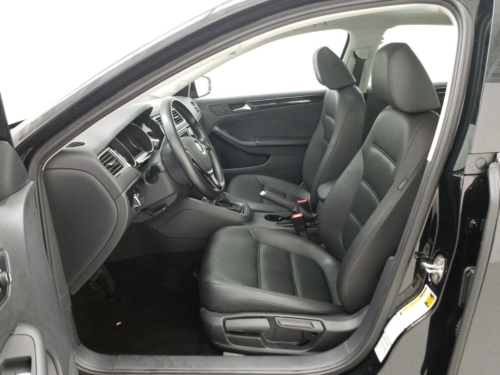 2016 Volkswagen JETTA 1.8T SEL