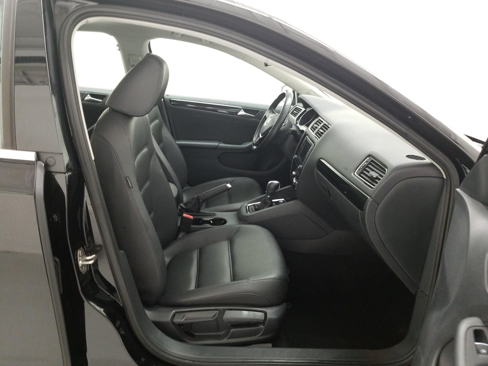 2016 Volkswagen JETTA 1.8T SEL