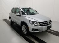 2016 Volkswagen TIGUAN AWD SE