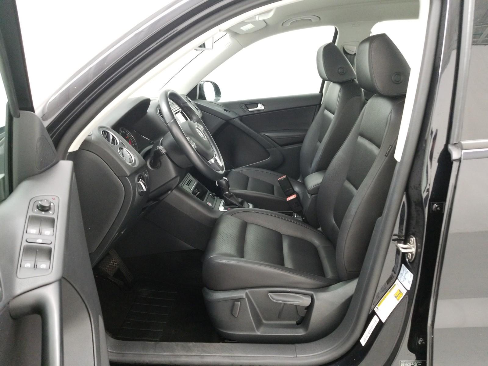 2016 Volkswagen TIGUAN AWD S