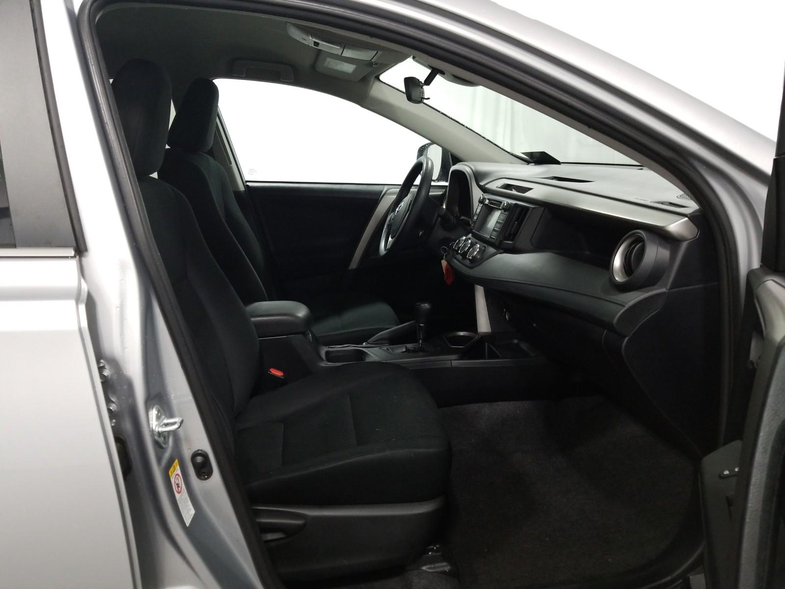 2017 Toyota RAV4 AWD LE