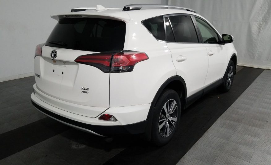 2016 Toyota RAV4 AWD XLE