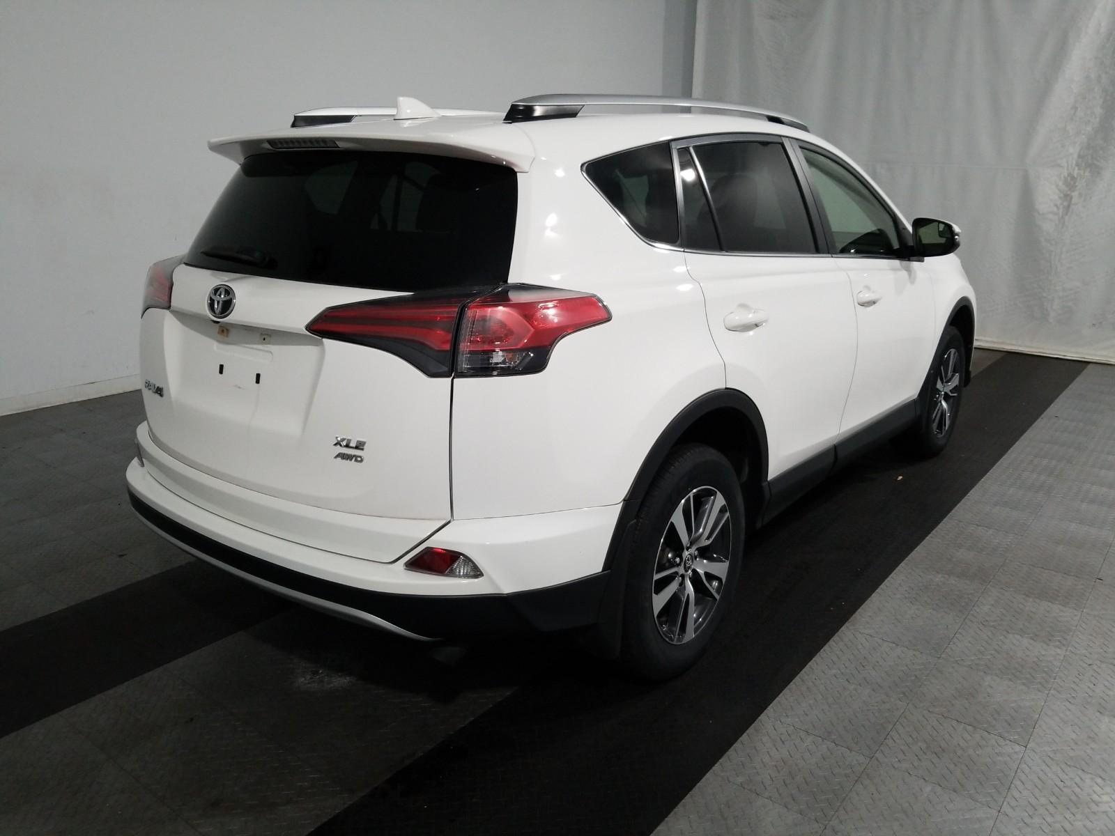 2016 Toyota RAV4 AWD XLE