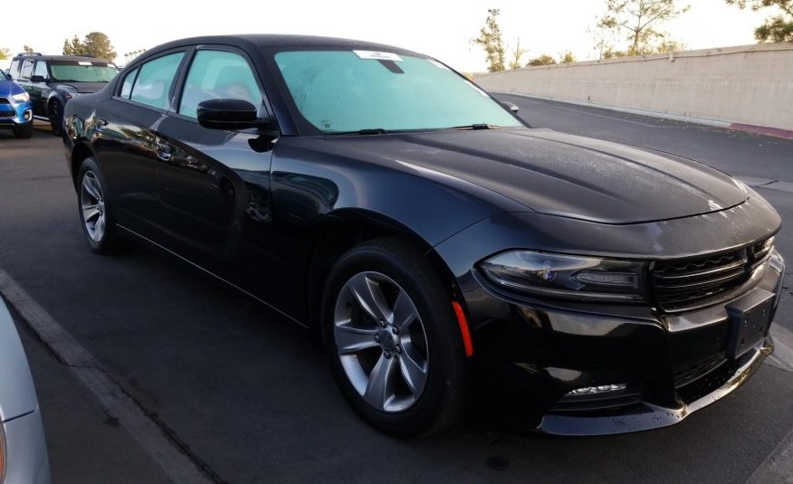 2018 Dodge CHARGER 4X2 V6 SXT PLUS