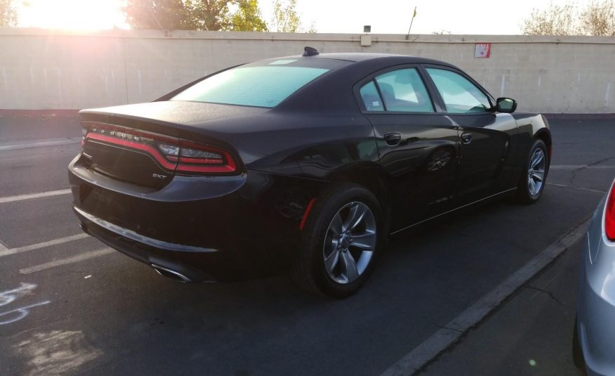 2018 Dodge CHARGER 4X2 V6 SXT PLUS