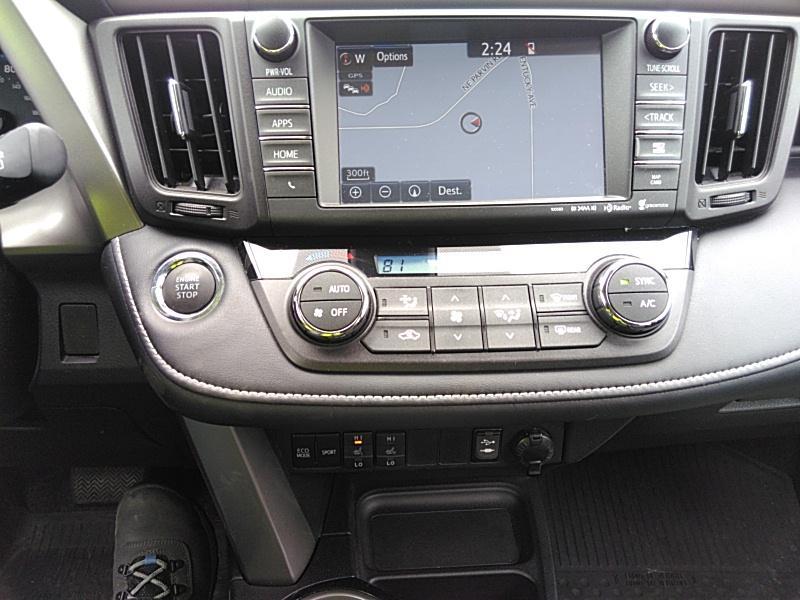 2016 Toyota RAV4 AWD LIMITED