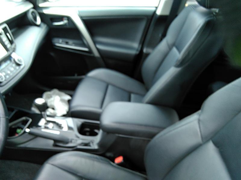 2016 Toyota RAV4 AWD LIMITED