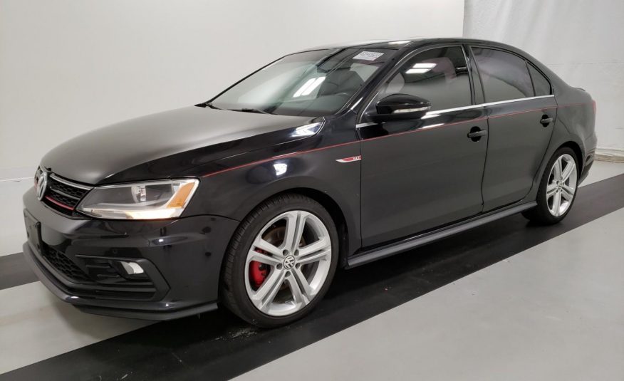 2016 Volkswagen JETTA GLI SE