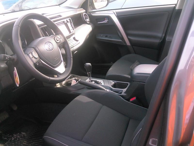 2017 Toyota RAV4 AWD XLE