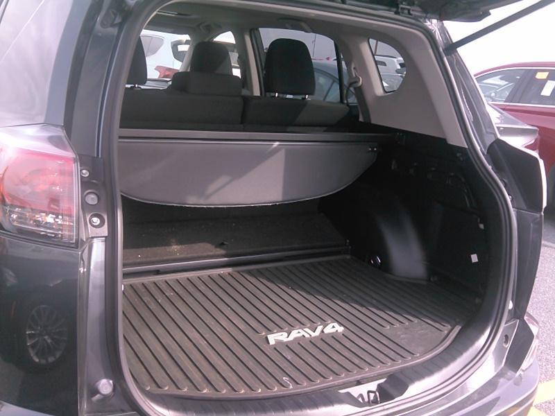 2017 Toyota RAV4 AWD XLE