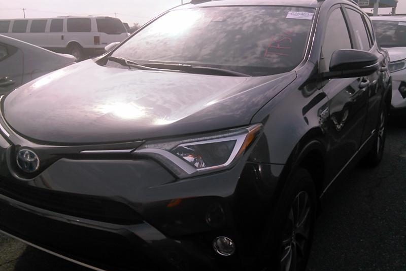 2017 Toyota RAV4 AWD XLE