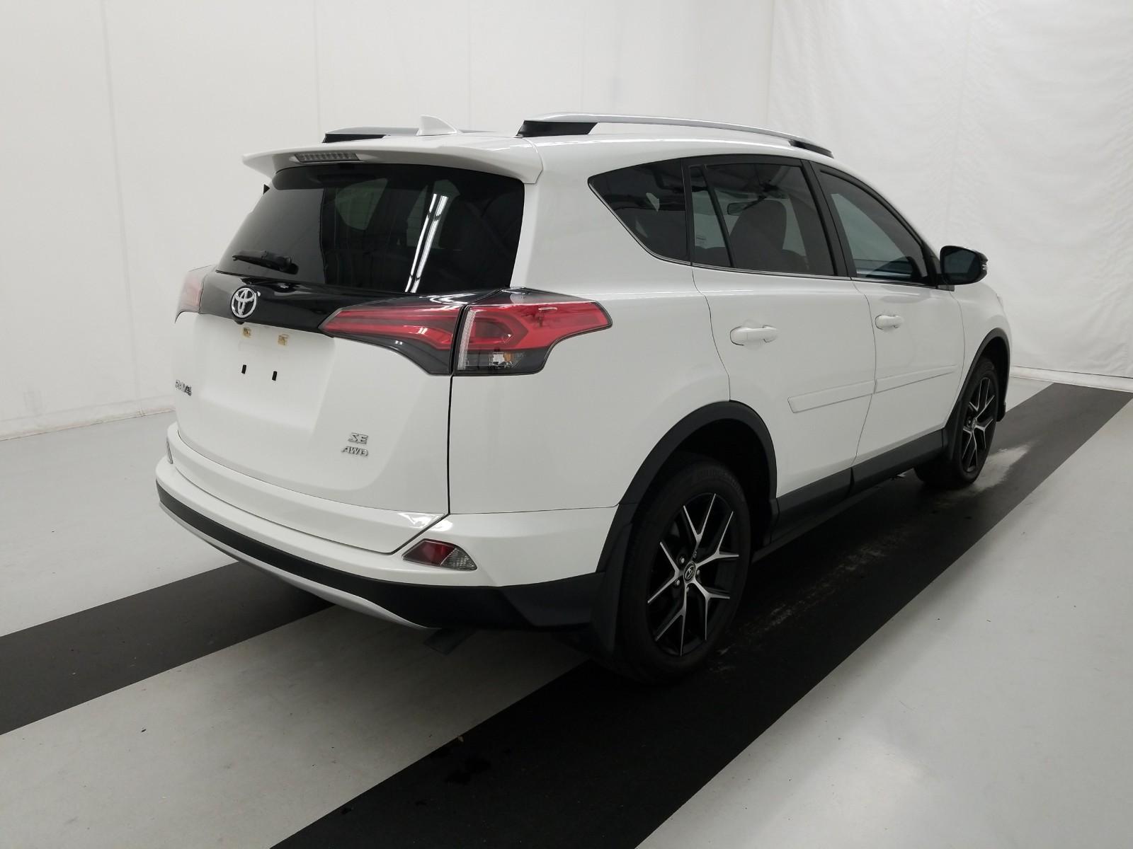 2016 Toyota RAV4 AWD SE