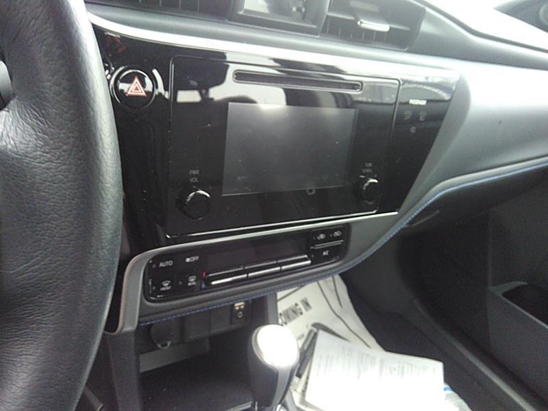 2017 Toyota COROLLA SE