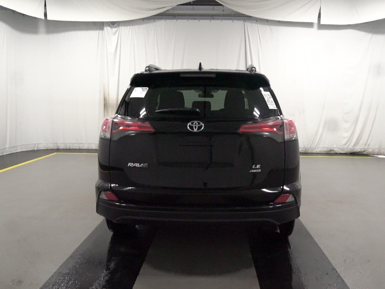 2017 Toyota RAV4 AWD LE