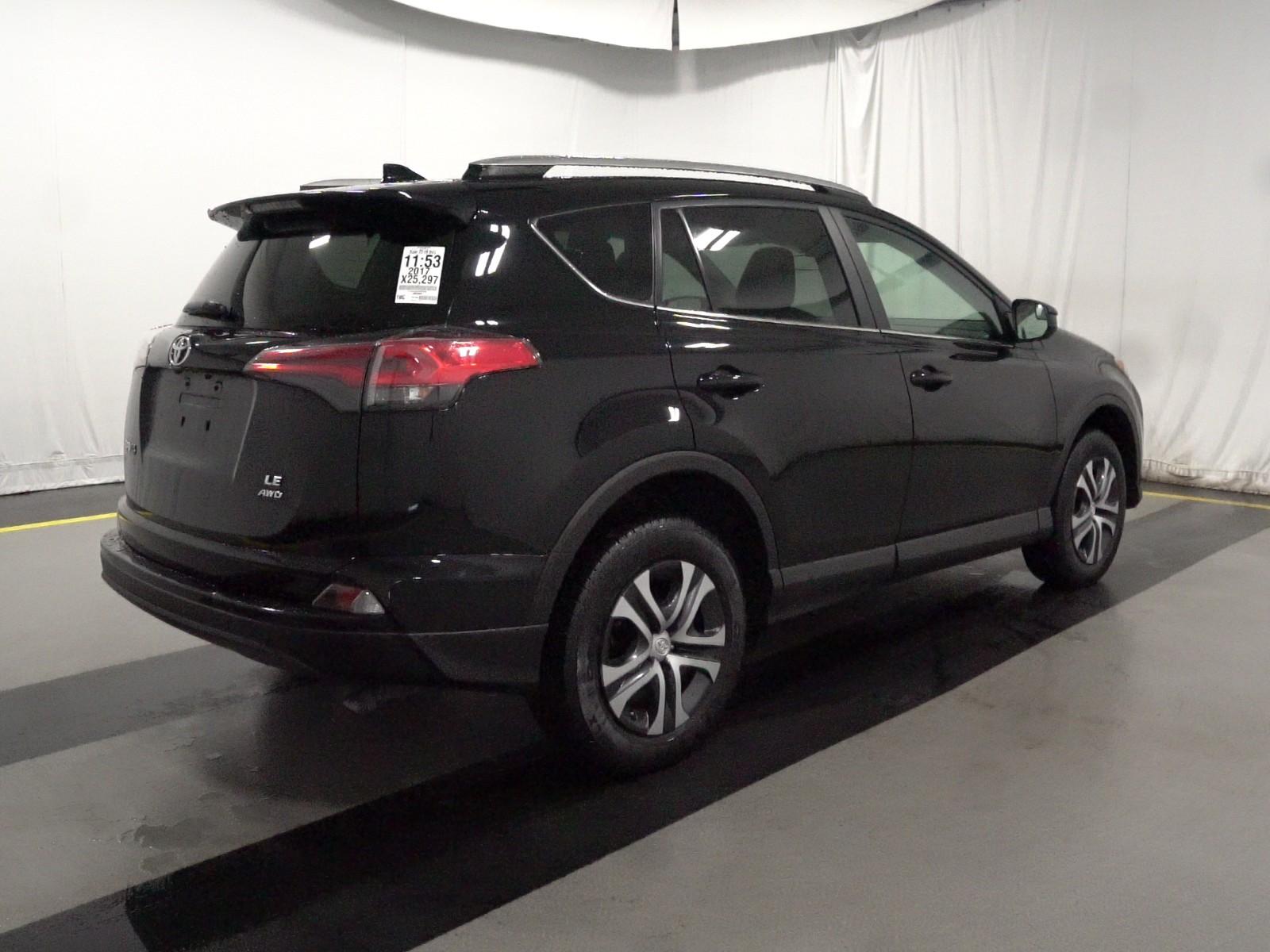2017 Toyota RAV4 AWD LE
