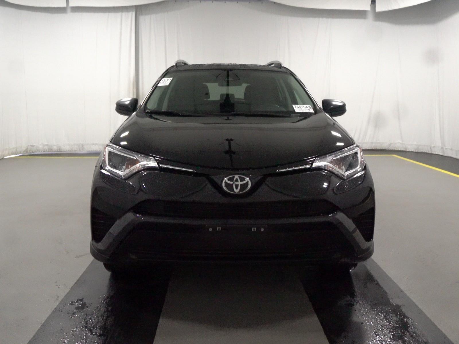 2017 Toyota RAV4 AWD LE