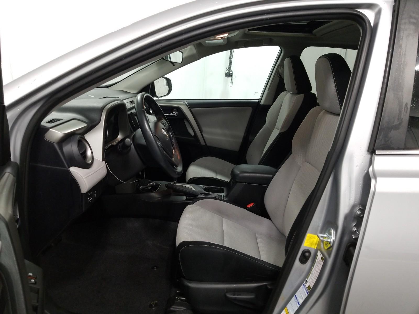 2016 Toyota RAV4 AWD XLE