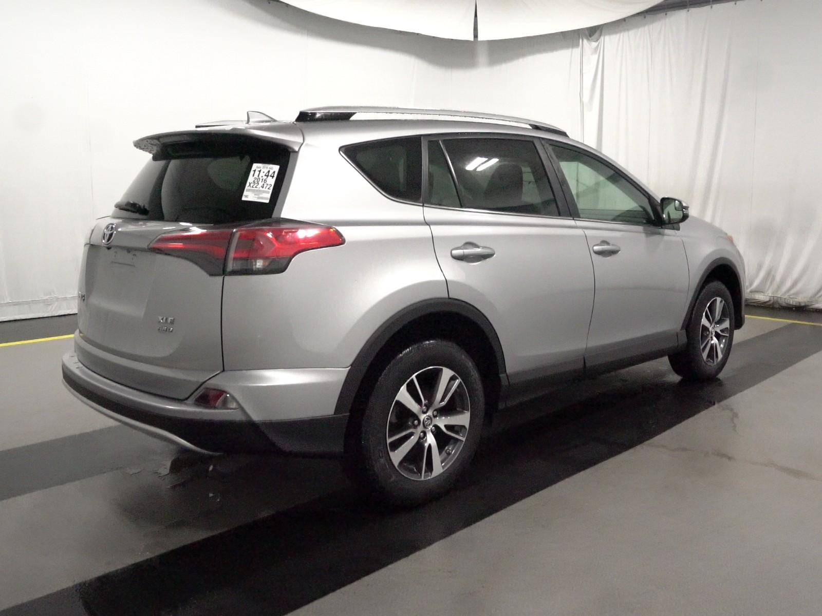 2016 Toyota RAV4 AWD XLE