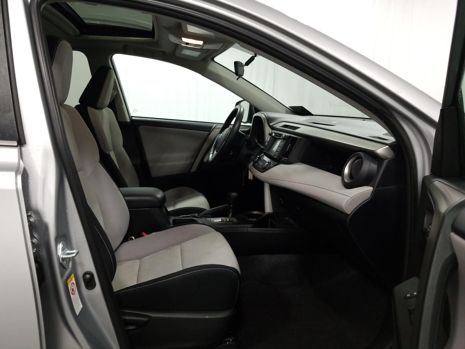 2016 Toyota RAV4 AWD XLE