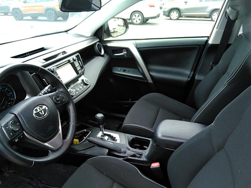 2016 Toyota RAV4 AWD XLE