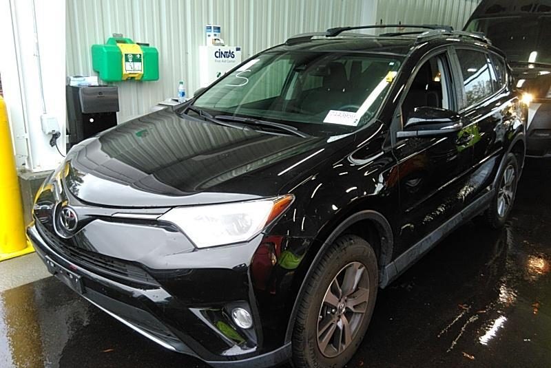 2017 Toyota RAV4 AWD XLE