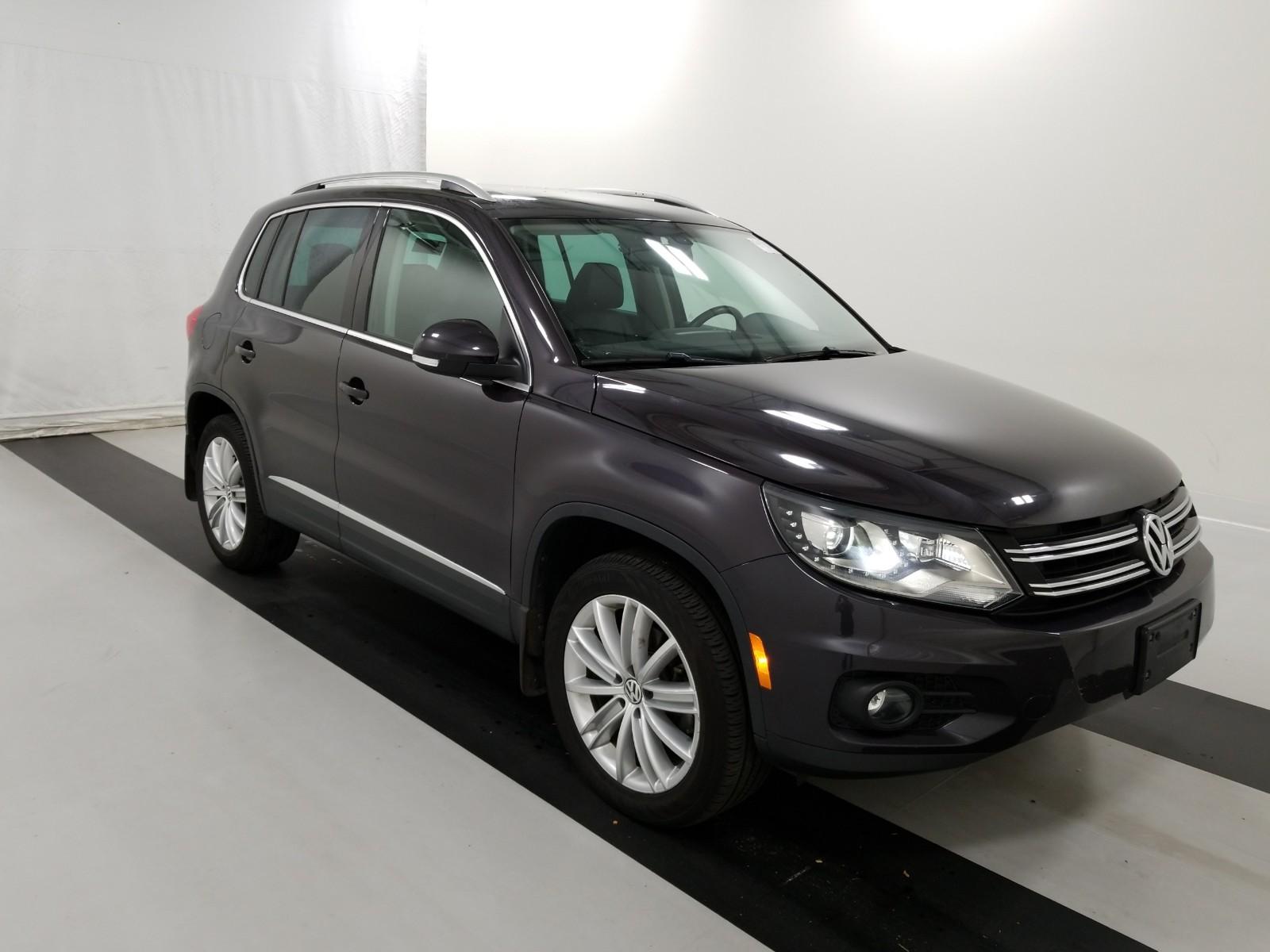 2016 Volkswagen TIGUAN AWD SE