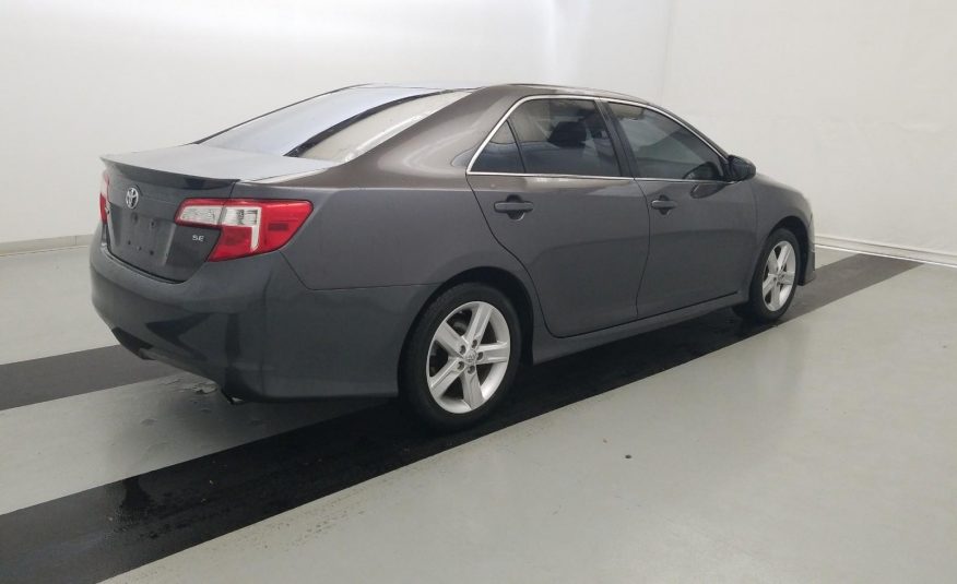 2014 Toyota CAMRY 4C SE