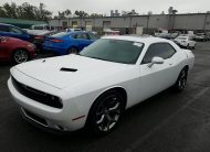 2016 Dodge CHALLENGER V6 SXT PLUS
