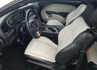 2016 Dodge CHALLENGER V6 SXT PLUS