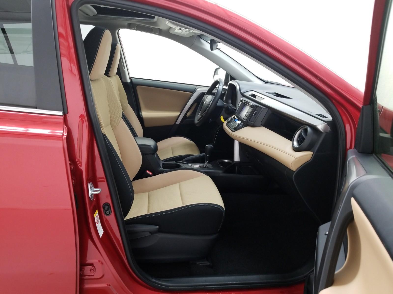 2017 Toyota RAV4 AWD XLE