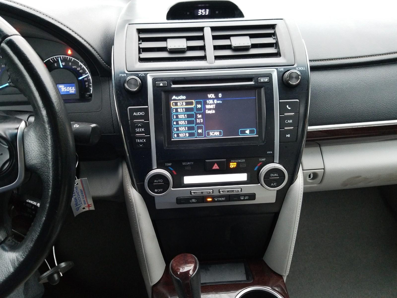 2014 Toyota CAMRY 4C XLE