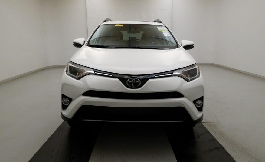 2017 Toyota RAV4 AWD XLE