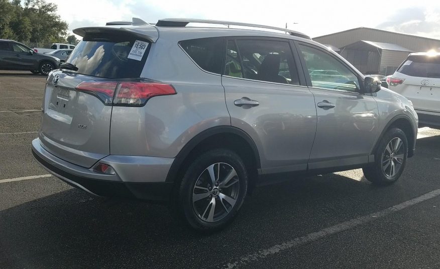 2017 Toyota RAV4 FWD XLE