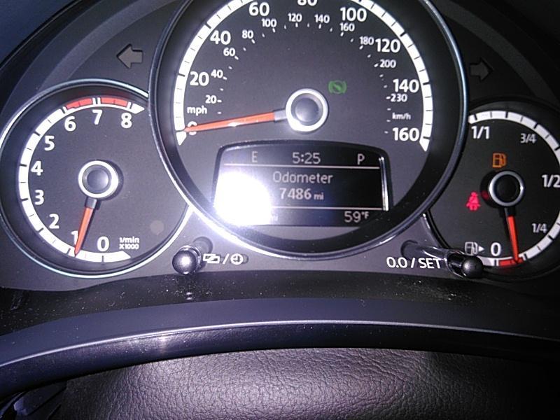 2016 Volkswagen BEETLE CLASSIC