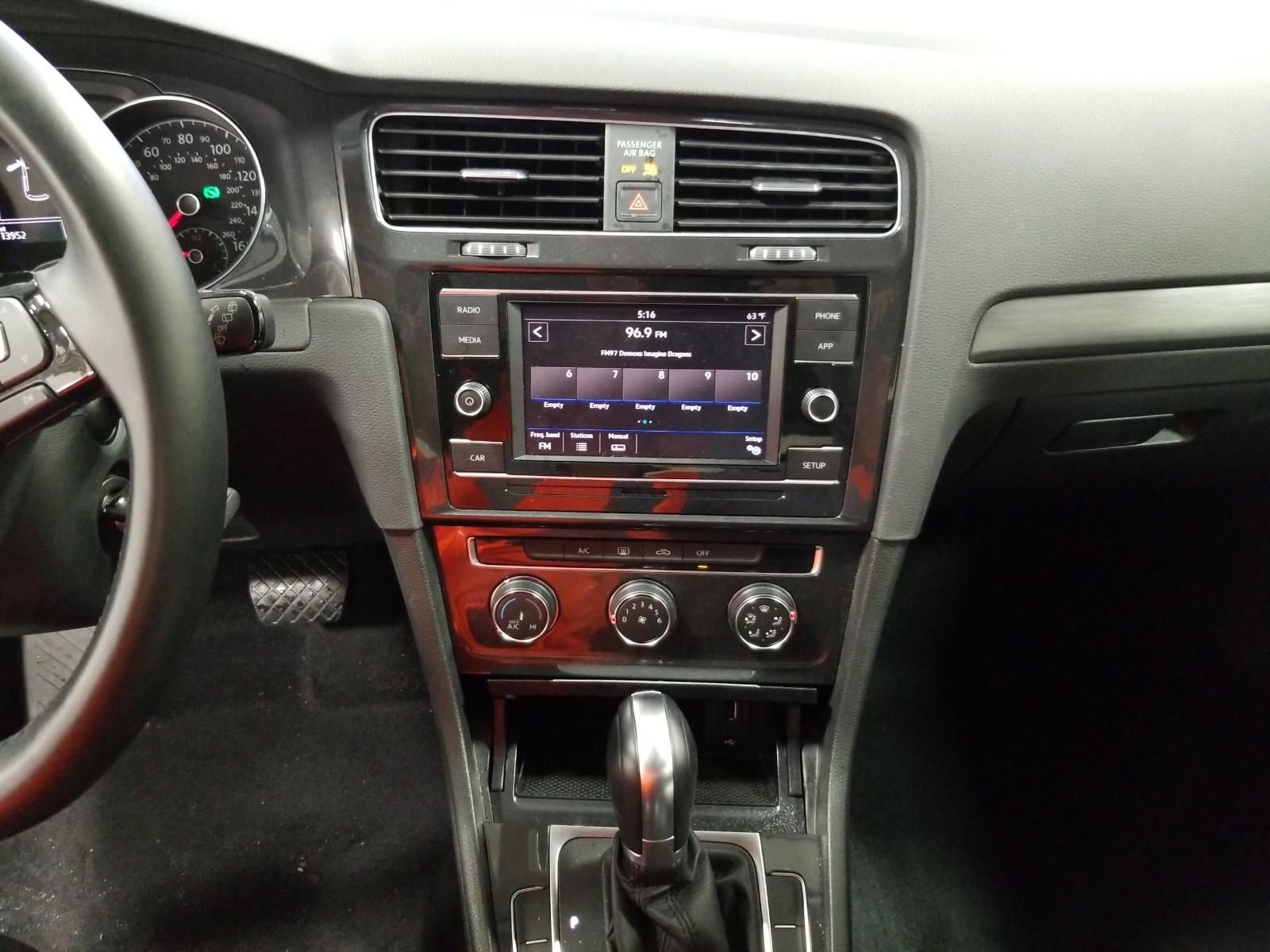 2018 Volkswagen GOLF S