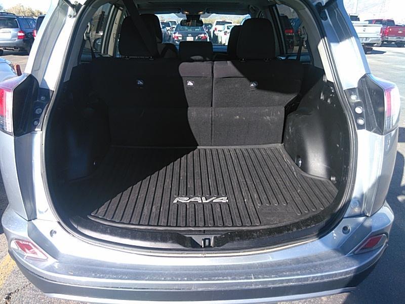 2017 Toyota RAV4 AWD XLE