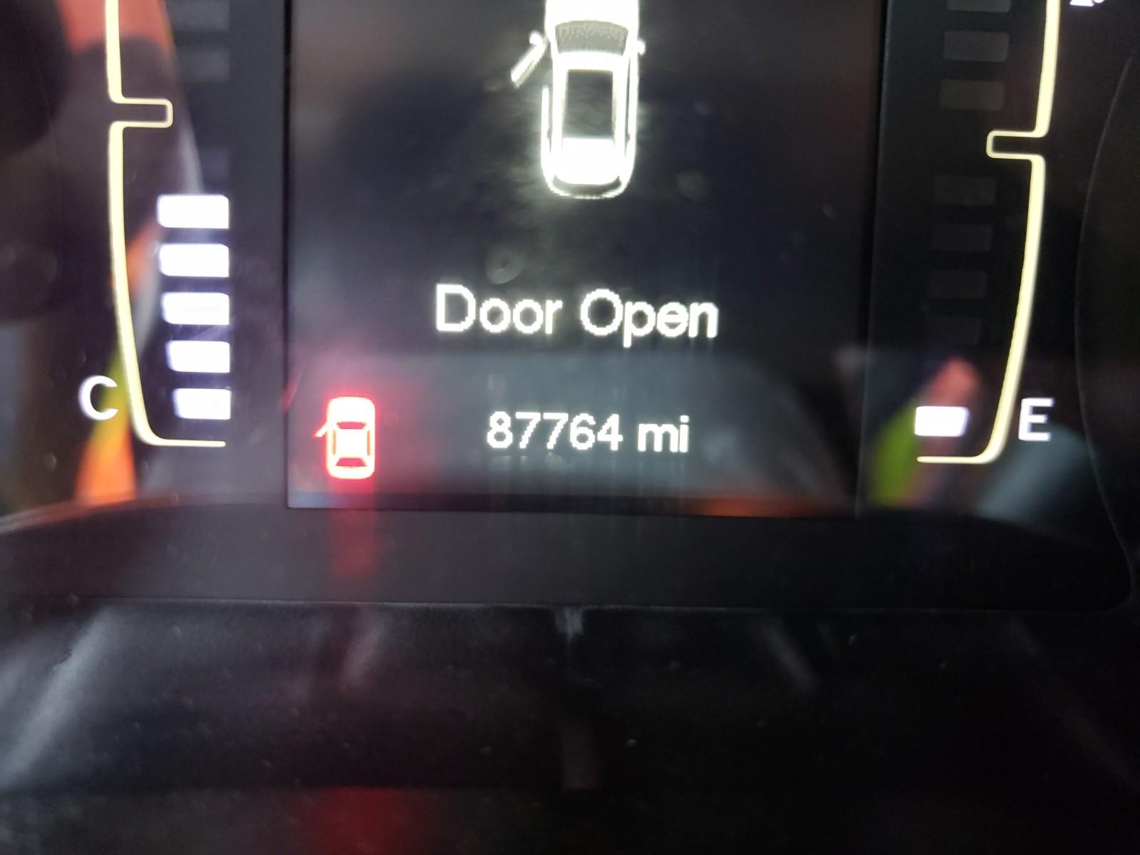 2014 Jeep CHEROKEE FWD 4C SPORT