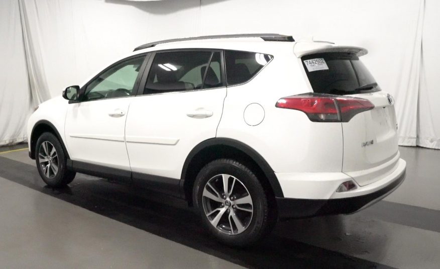 2017 Toyota RAV4 AWD XLE