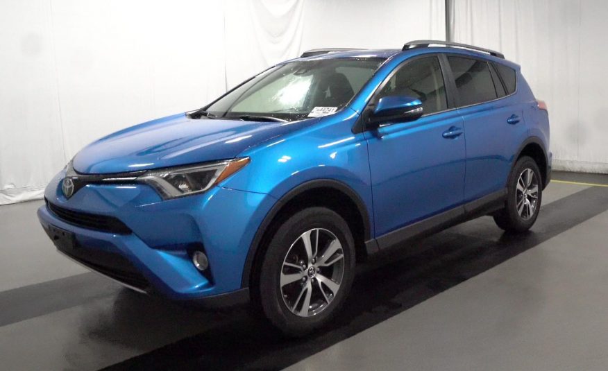 2017 Toyota RAV4 AWD XLE